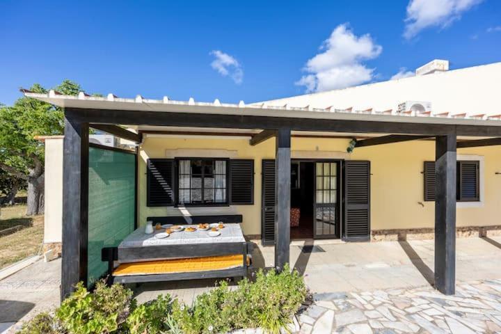 Quinta Das Aves Guest House ลากอส ภายนอก รูปภาพ