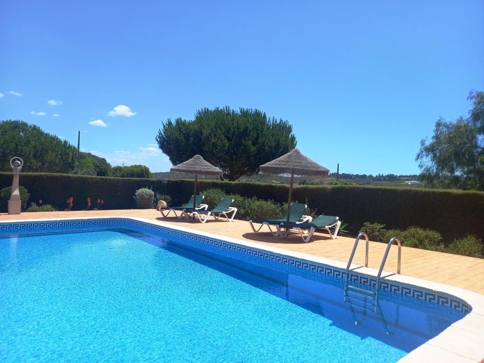 Quinta Das Aves Guest House ลากอส ภายนอก รูปภาพ