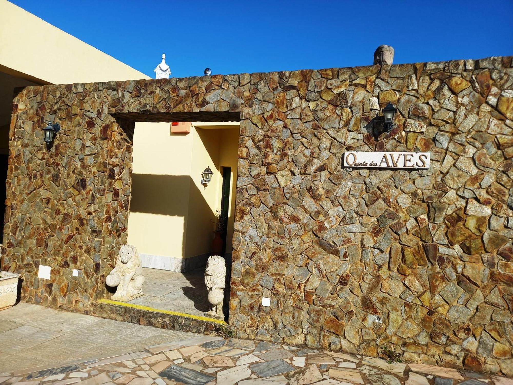 Quinta Das Aves Guest House ลากอส ภายนอก รูปภาพ
