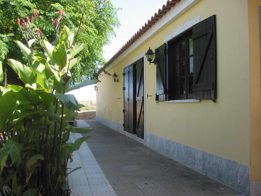 Quinta Das Aves Guest House ลากอส ภายนอก รูปภาพ