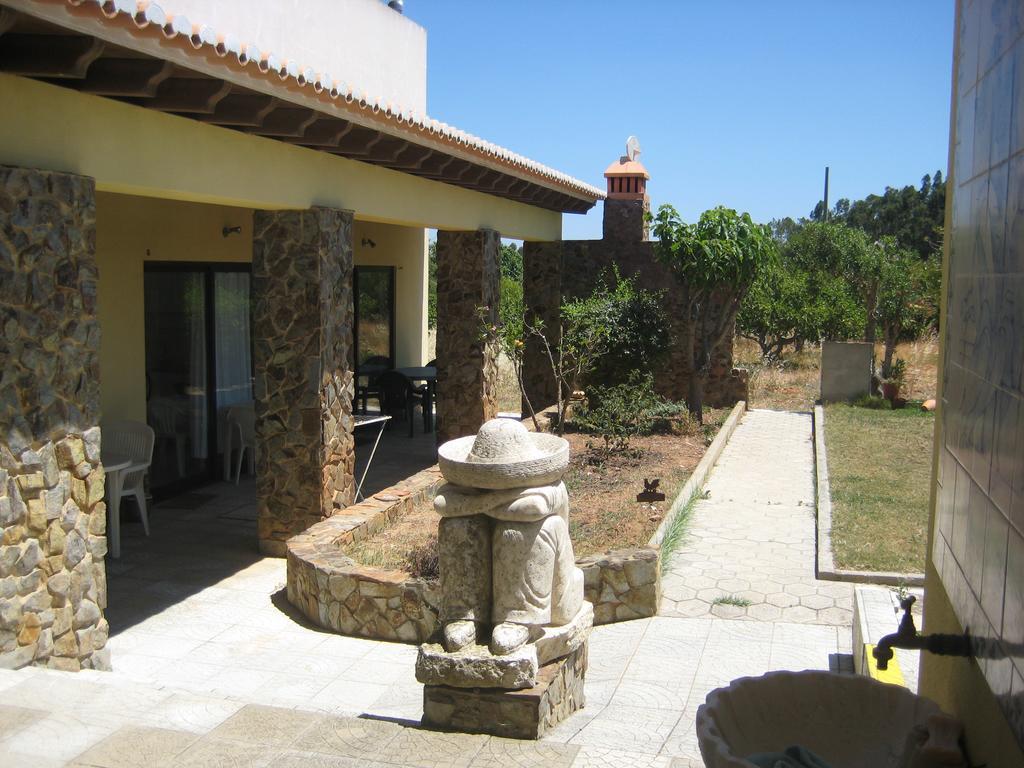 Quinta Das Aves Guest House ลากอส ภายนอก รูปภาพ