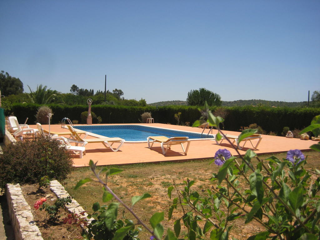 Quinta Das Aves Guest House ลากอส ภายนอก รูปภาพ